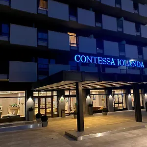 & Contessa Jolanda **** Milão